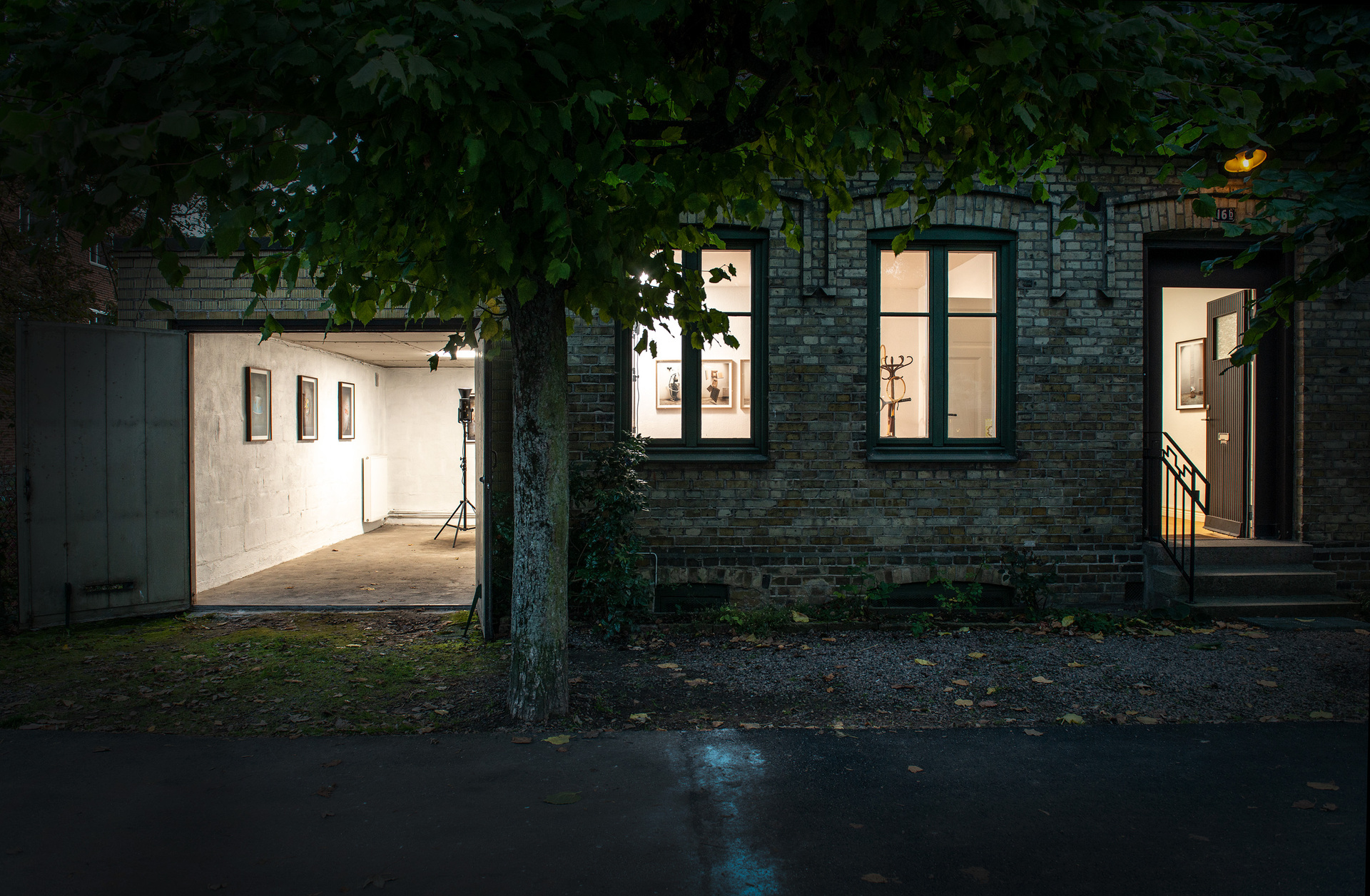 Fotograf Martin Magntorn - Childhood Landscapes, exhibition in my childhood house, curated by artist and gallery owner Martin Bryder, Lund 2021.