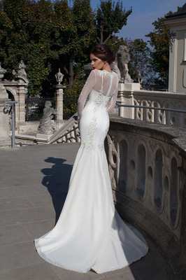 mary meyska - Crystal Design lookbook 15