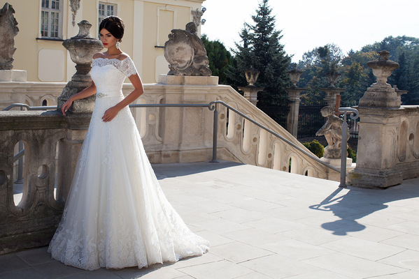 mary meyska - Crystal Design lookbook 15