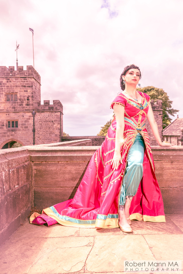 Robert Mann MA Photography - meera_onthewall_cosplays