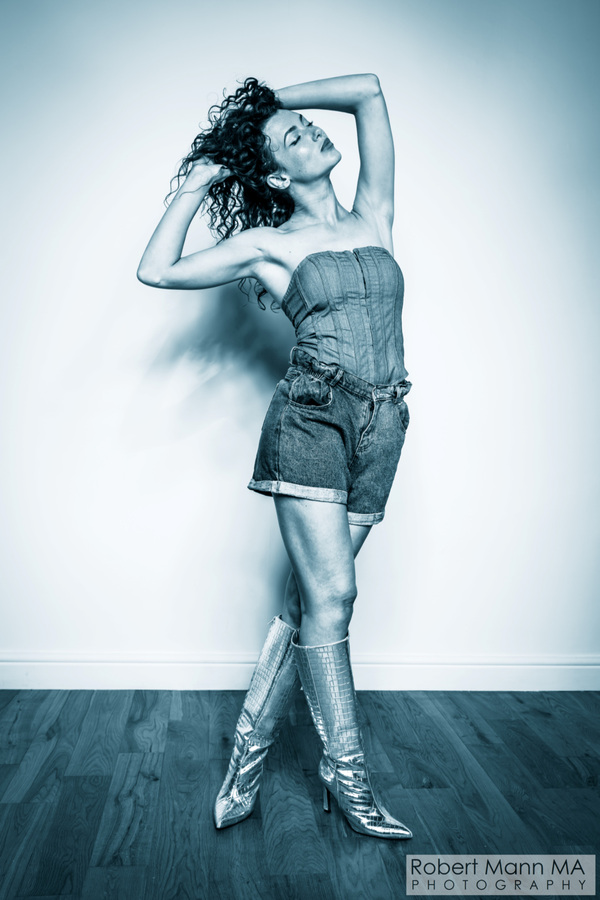 Robert Mann MA Photography - Ashleigh Rae
