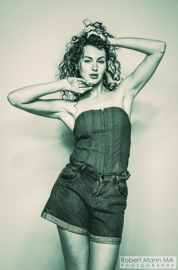 Robert Mann MA Photography - Ashleigh Rae