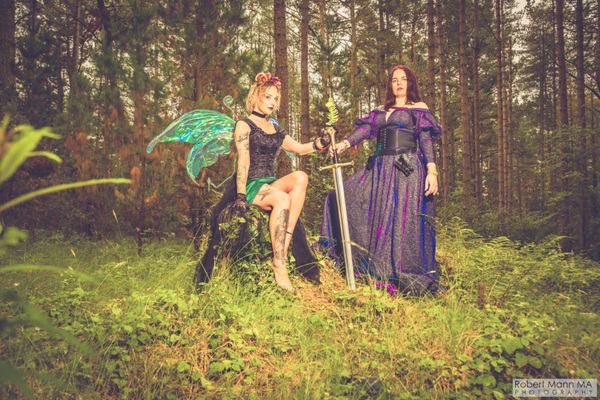Robert Mann MA Photography - Emily & Verity