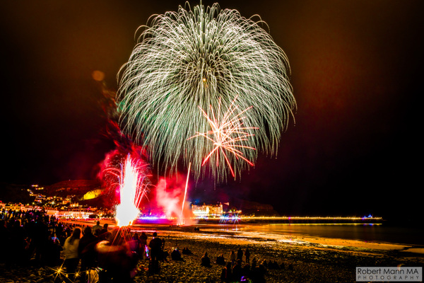 Robert Mann MA Photography - Llandudno Fireworks Display