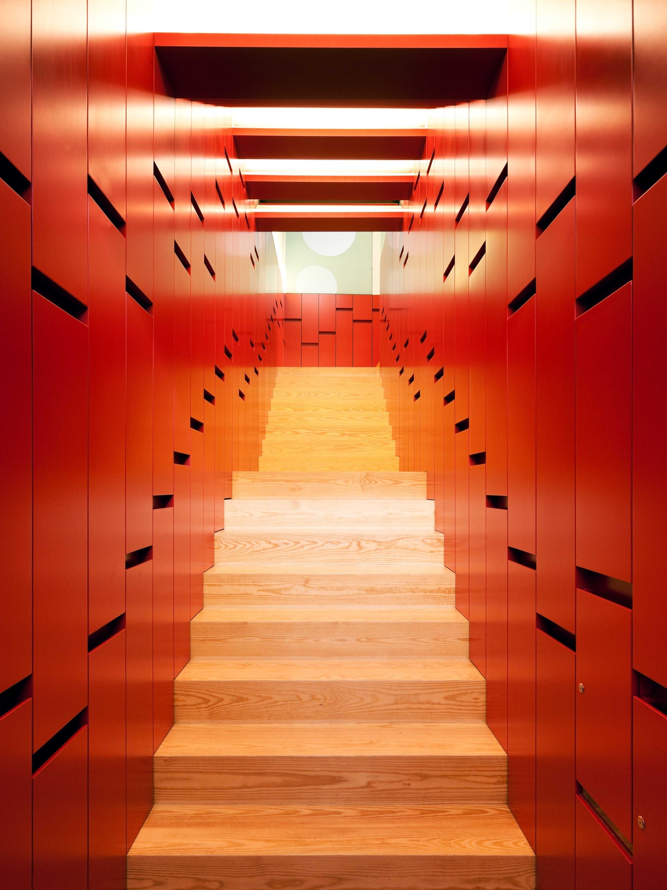 CORREIA/RAGAZZI ARQUITECTOS - CLICK FOR IMAGE CREDITS