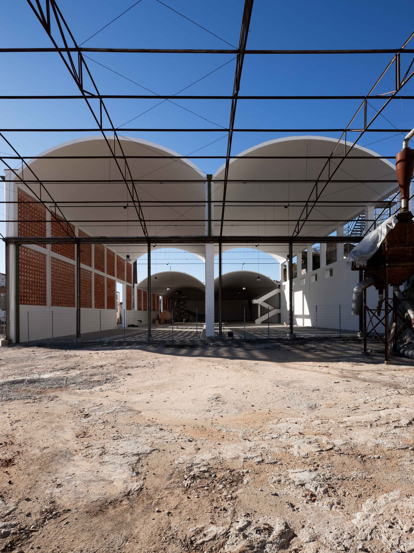 CORREIA/RAGAZZI ARQUITECTOS - CLICK FOR IMAGE CREDITS