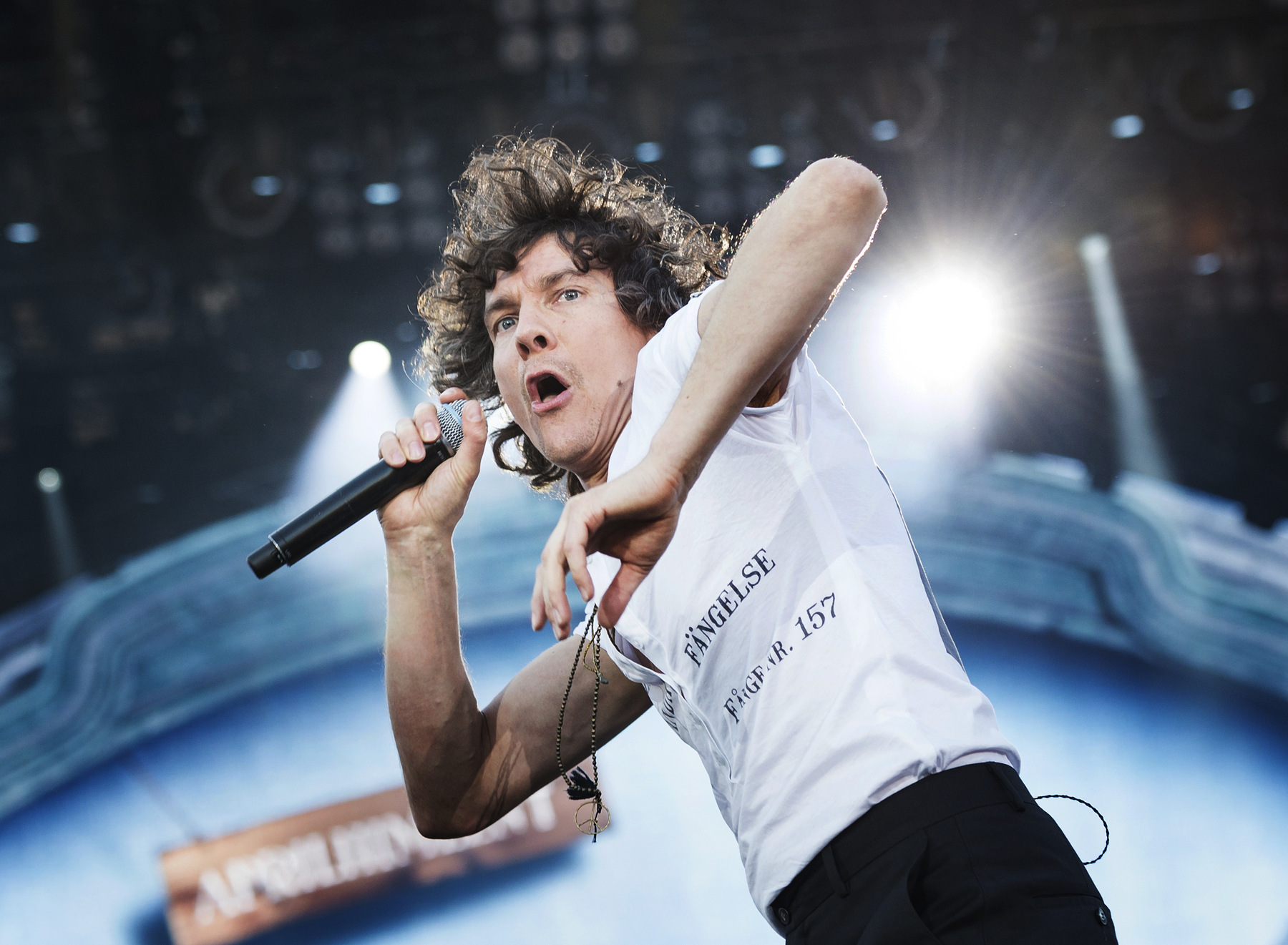 Photographer Anna Tärnhuvud - Håkan Hellström at Ullevi, 2016 for Aftonbaldet. 