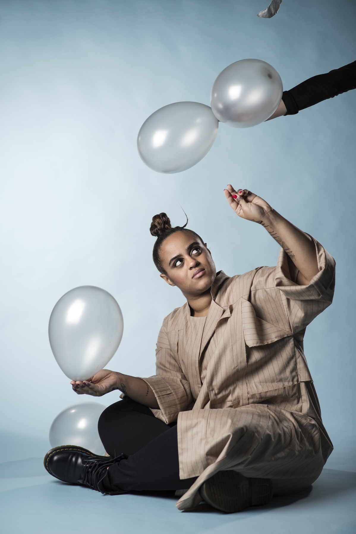 Photographer Anna Tärnhuvud - Seniabo Sey, musician. Aftonbladet