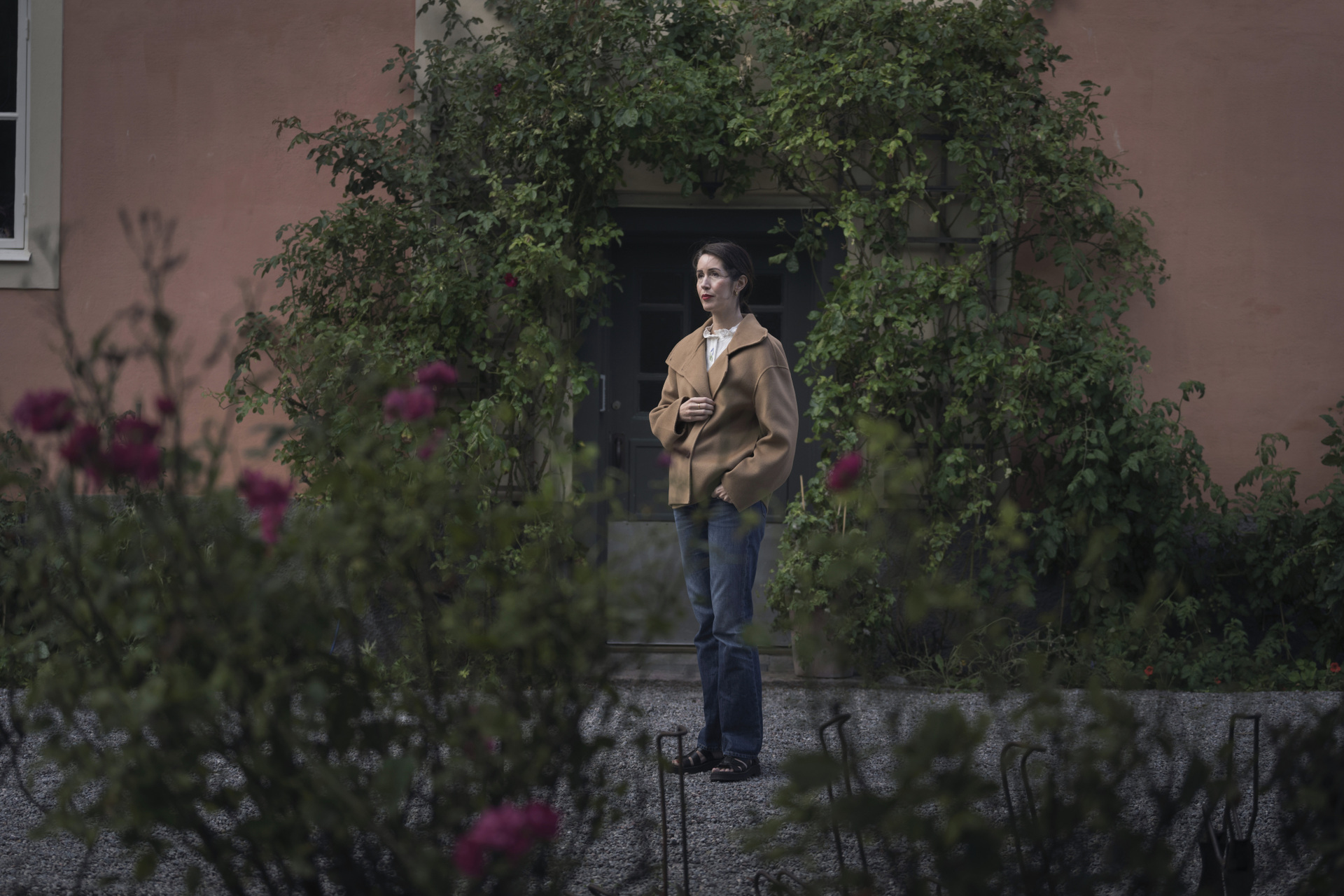 Photographer Anna Tärnhuvud - Clara Törnvall, Swedish journalist. 