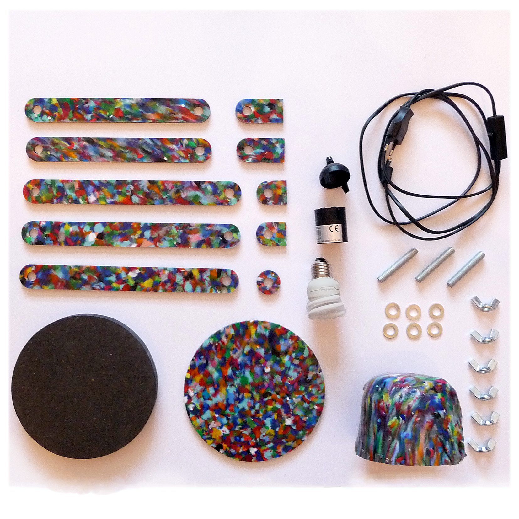 Robert Bunk - Alle Einzelteile der Litter Light // all component parts of the Litter Lamp