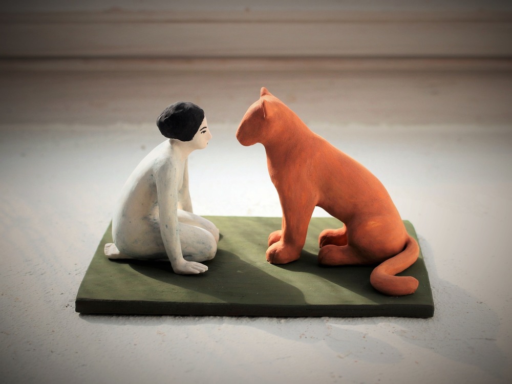 Lina Eriksson-keramikkonstnär - Mötet. Porslin och stengods. Ca 11 cm hög