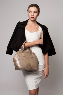 Holly Grace Fashion Stylist -