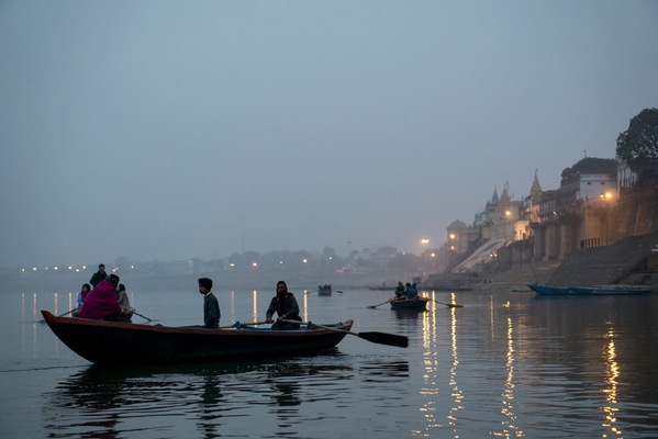 Leyla Kazim | Photography - Varanasi - India