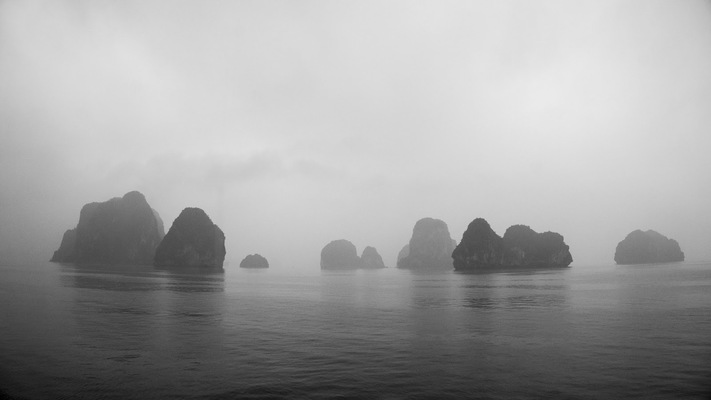 Leyla Kazim | Photography - Ha Long Bay - Vietnam