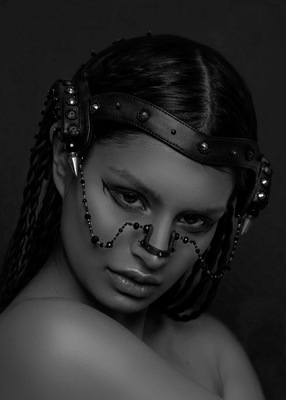 Sabina Pinsone Makeup Artist - House of Malakai, ph. Viktor Herak