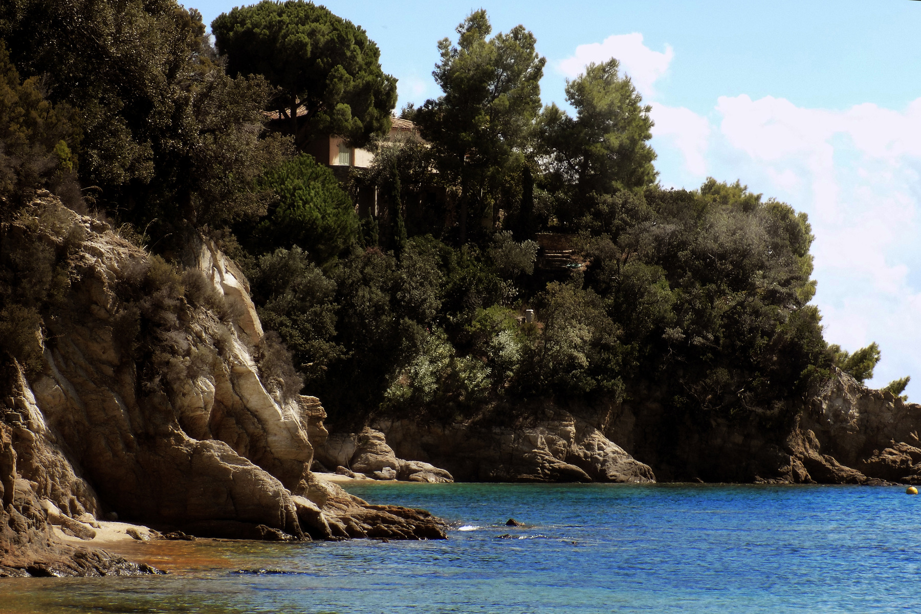 studio svart ateljé vit - A bay in Greece