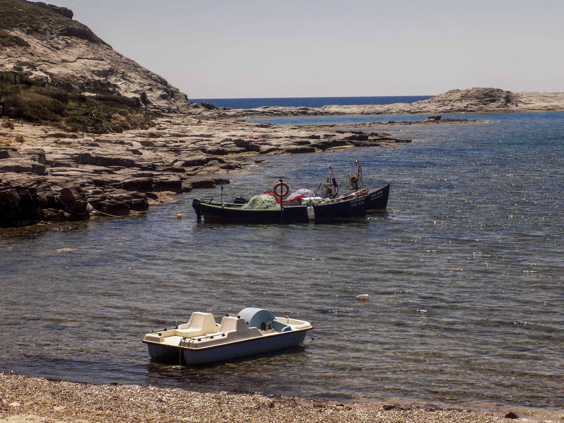 studio svart ateljé vit - Sea bay at SantAntioco
