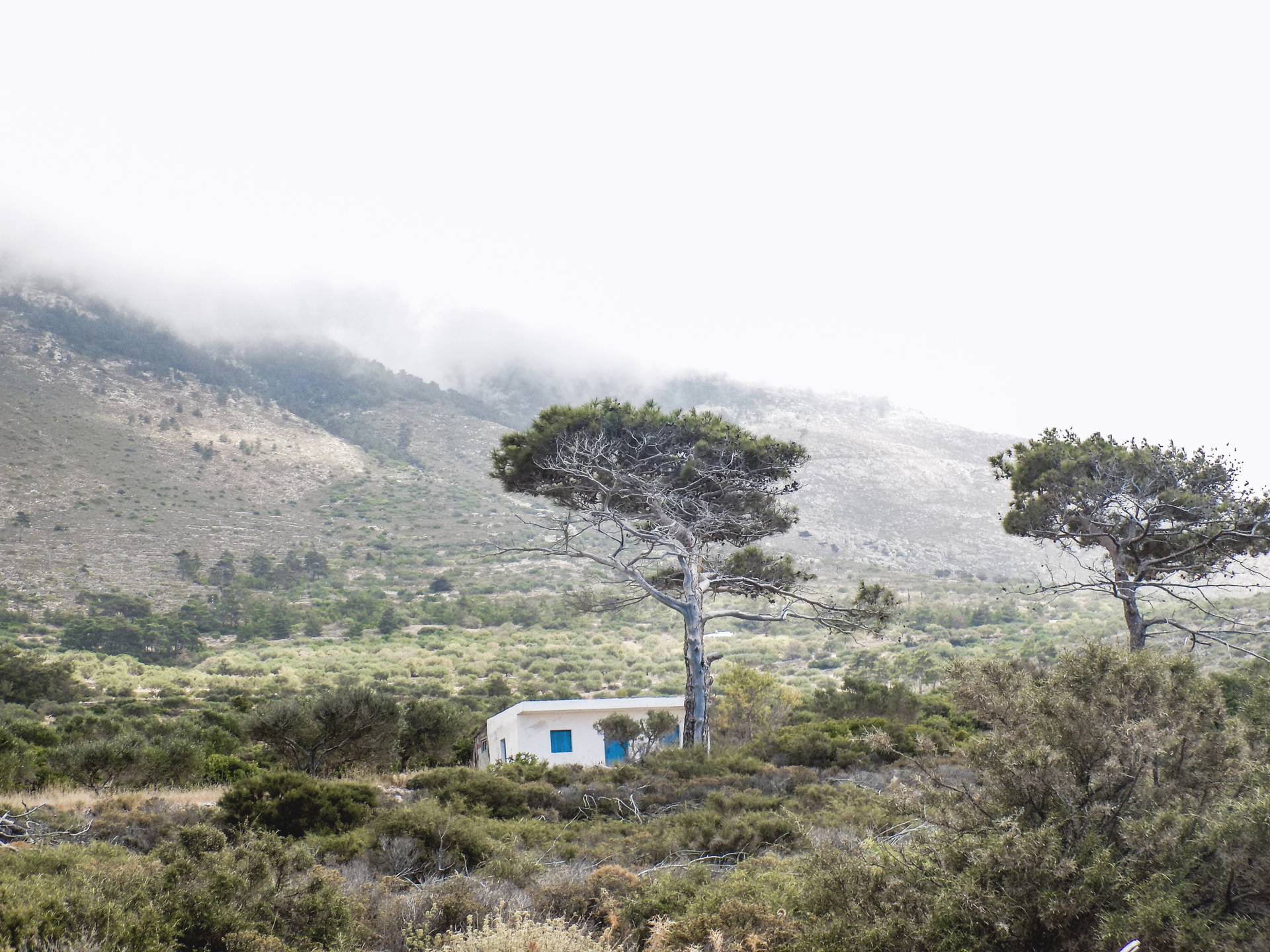 studio svart ateljé vit - Lonely house, Karpathos