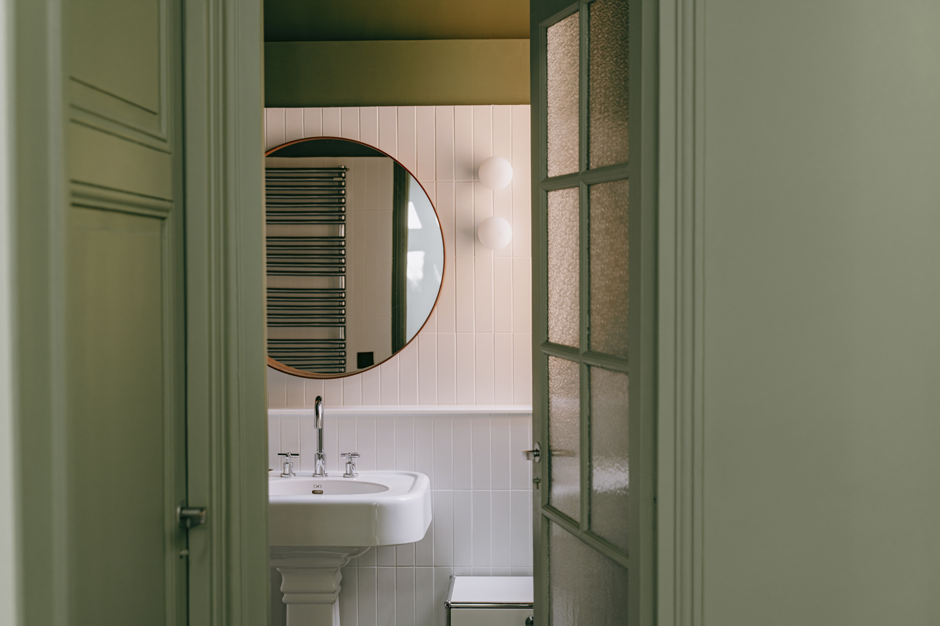 Les Filles dIntérieur - 