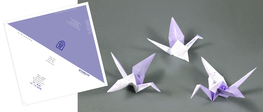 Lorem Ypsum - Fedrigoni – Tag der offenen Tür Thema: Schulprojekt / Ausschreibung: Papier erlebt man – wenn überhaupt – am besten beim Origamiren. Daher ist mein Entwurf für die Einladungskarte ein Kranich. Er musste als stereotypischstes Origamifigürchen herhalten und hat seine Aufgabe vorzüglich erfüllt. Idee | Umsetzung Projekt bei: Lette Verein, Ausbildung