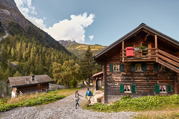 CHRISTOF SCHUERPF FOTOGRAFIE - Schweiz Tourismus Berghaus Heimeli