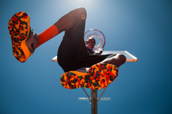 David Wallace Shoots Photographer -