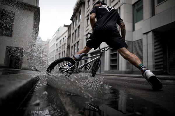 David Wallace Shoots Photographer - Stride.