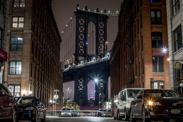 David Wallace Shoots Photographer - DUMBO