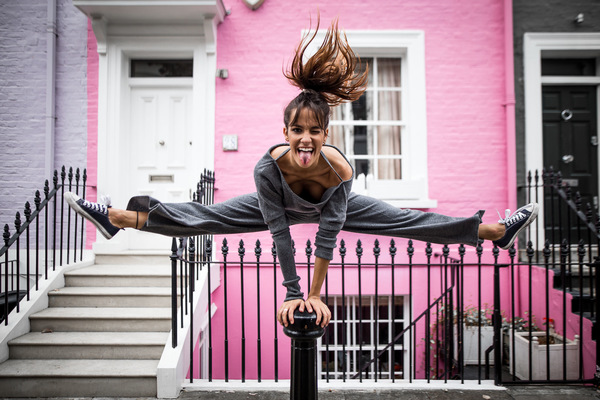 David Wallace Shoots Photographer - Cesca