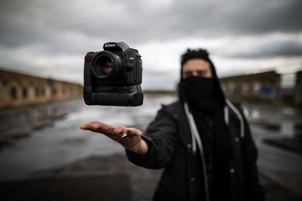 David Wallace Shoots Photographer -