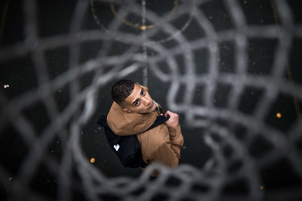 David Wallace Shoots Photographer -