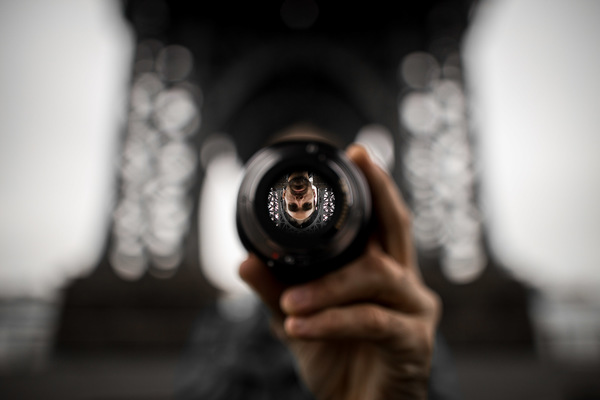 David Wallace Shoots Photographer -