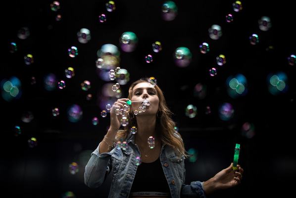 David Wallace Shoots Photographer -