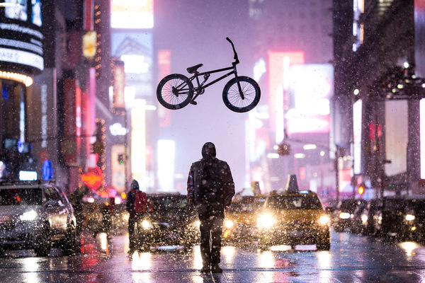 David Wallace Shoots Photographer -