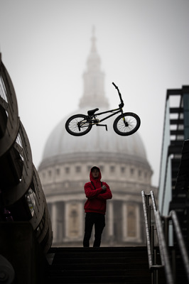 David Wallace Shoots Photographer -