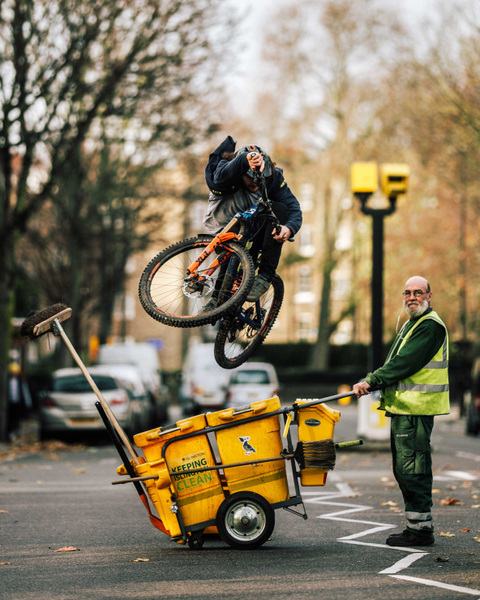 David Wallace Shoots Photographer -