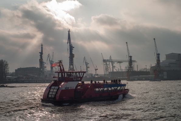 Kai Michael Neuhold - Fotojournalist - Hamburg - Hafen