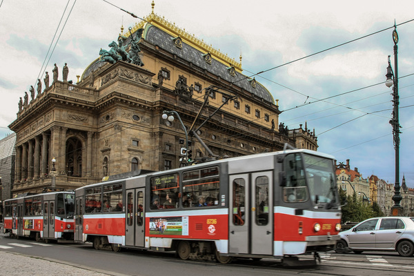 Kai Michael Neuhold - Fotojournalist - Straßenbahn in Prag (Tschechien)