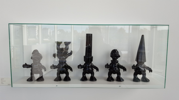 www.lenaflodman.com - Ankeborg mini, ceramics 2015 Placed at Nova, Örebro Universitet by Statens konstråd. From left: Louie Duck/Tjatte, Double Duck, Torch Duck, Duck Lips, Cone Duck