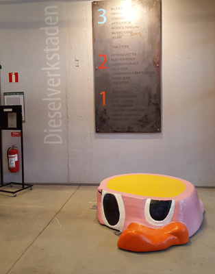 www.lenaflodman.com - Sliced Duck, fiberglass. Placed in the entrance of Dieselverkstaden, Sickla 2016