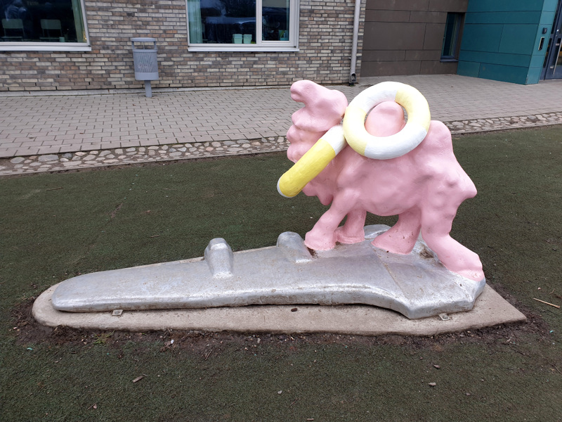 www.lenaflodman.com - Kamelen, fibreglass + aluminum One of five sculptures in Kotten & Co for Geijerskolan Limhamn, Malmö. Inaugurated 22 Sept 2017.
