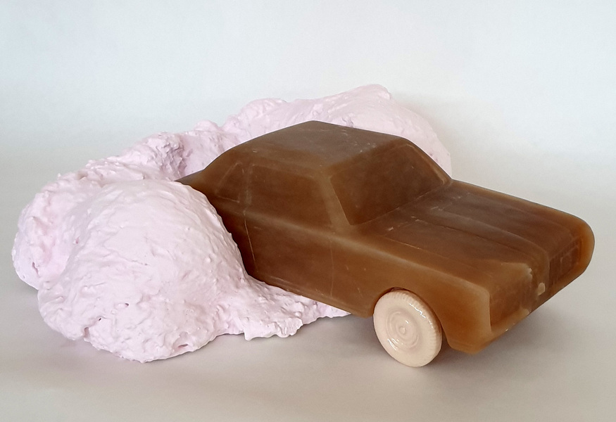 www.lenaflodman.com - Stuck In A Pink Cloud brun alabaster/jesmonite Inköp av Statens konstråd i december 2020 till Corona-samlingen