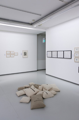 Philipp Valenta - Lets buy it!, LUDWIGGALERIE Schloss Oberhausen (photo Agentur Scherer, LUDWIGGALERIE Schloss Oberhausen)