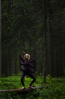 Elin Hasselgren - Experimental collection Freak show