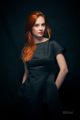 Dubai Photographer underwater, fashion, commercial, corporate, wedding - Fashion shoot for client NeCommeSa