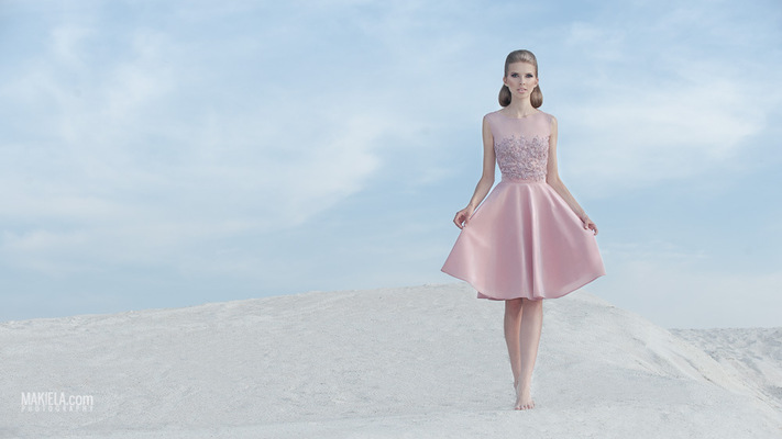 Dubai Photographer underwater, fashion, commercial, corporate, wedding - Editorial with new collection of Agnieszka Światły dresses.