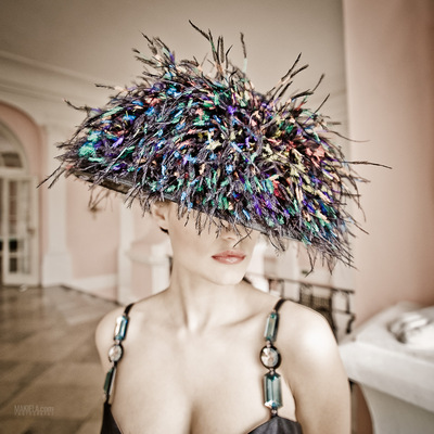 Dubai Photographer underwater, fashion, commercial, corporate, wedding - Fashion session hat