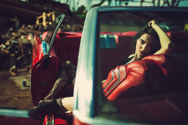 Dubai Photographer underwater, fashion, commercial, corporate, wedding - Fashion session