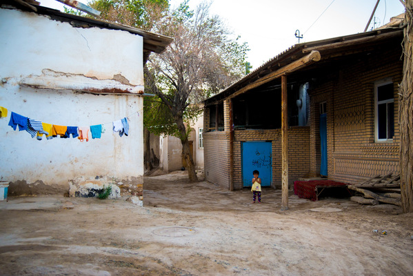 a l e s s a n d r o f a g i o l i - Tashkent, Uzbekistan, 2018