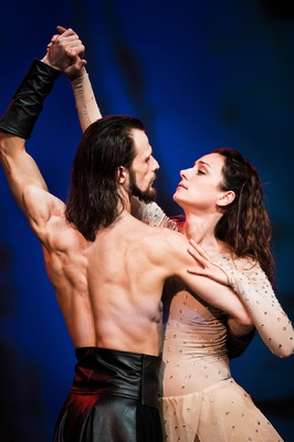Özgür Ülker Photography - Shaman Dance T. & Sanem Çelik İstanbul